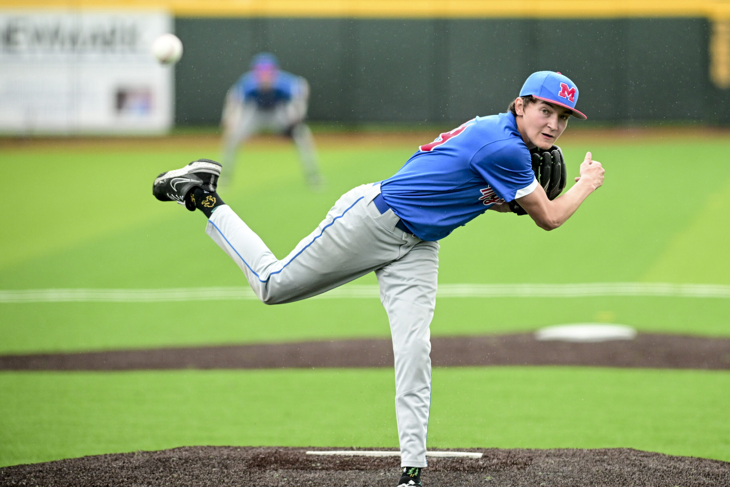 Milik works out of early jam, pitches Mohigans past rival Hawks